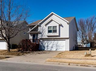 2630 Walden Rd, Iowa City, IA 52246