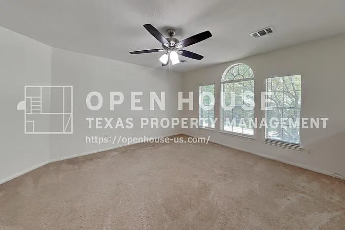 1611 Sterling Village Dr — Photo 18