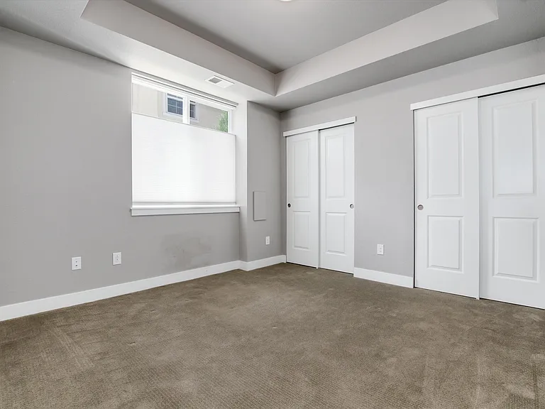 1733 Grove St #4 — Photo 40