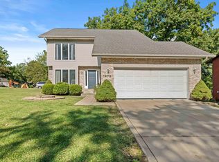 1472 Brandywine Rd, Crown Point, IN 46307