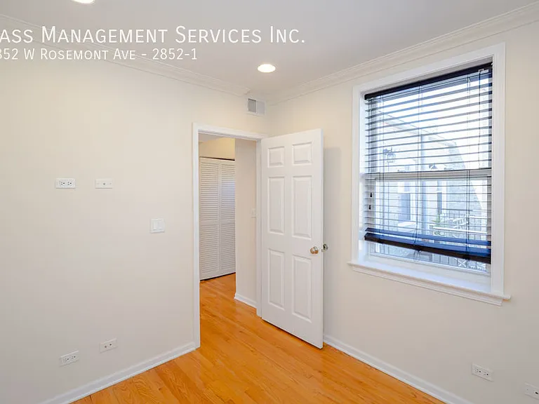 2852 W Rosemont Ave #1 — Photo 8