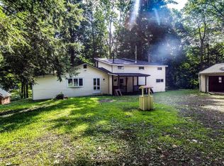 21 Barton Rd, Pennellville, NY 13132
