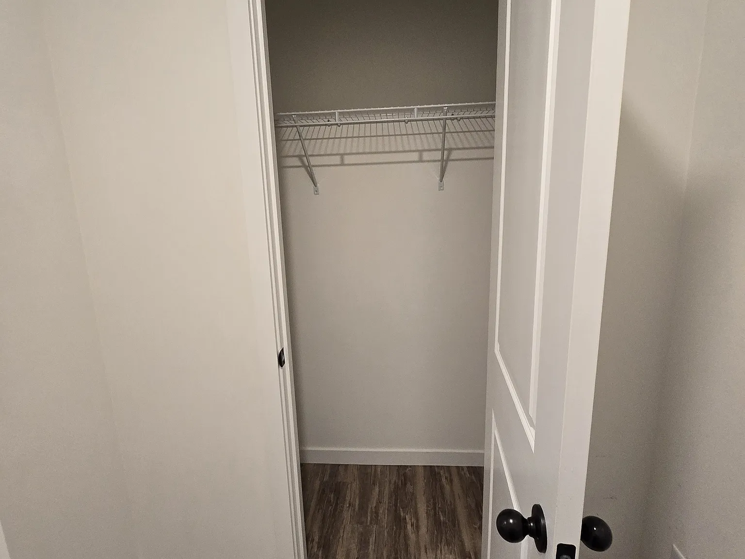 903 Vine Maple Drive Southeast - 1 — Photo 2