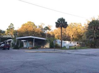 71 Calhoun St, Bluffton, SC 29910