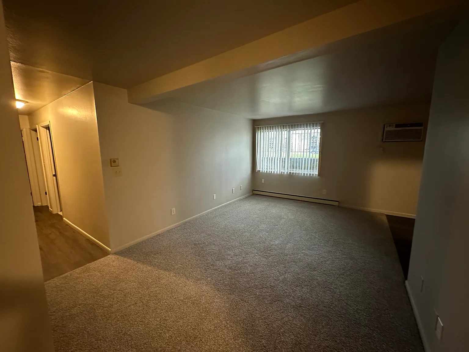 1520 Spruce Ave — Photo 4