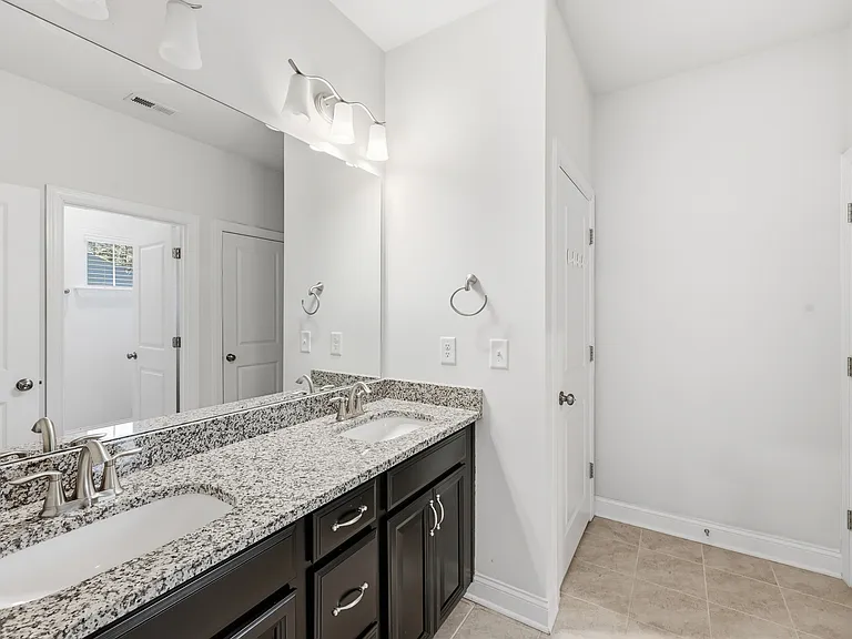 829 Summit Crest Ct — Photo 6
