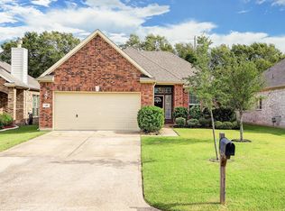 25 N Forrest St, La Porte, TX 77571