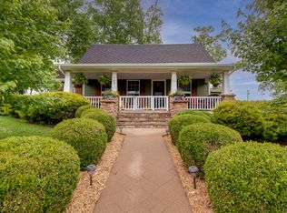 707 S 3rd St, Ozark, MO 65721