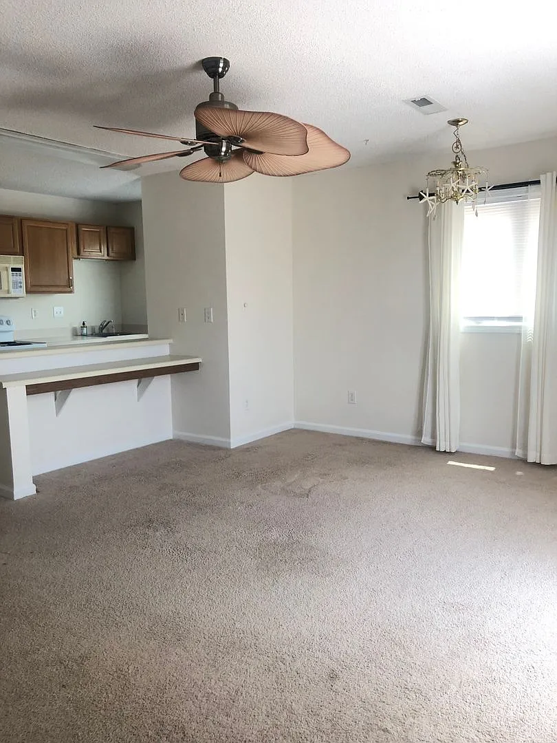 Coming Soon - 2 Bedroom Condo in Grand Palms, only 2.3 miles from the Surfside Beach Pier! — Photo 2