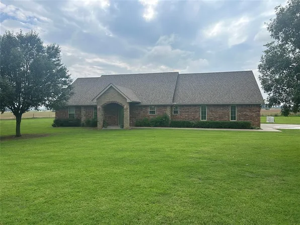 83471 N 2610th Rd, Watonga, OK 73772