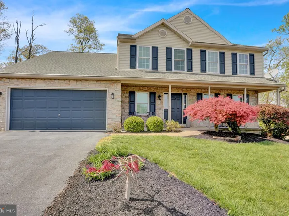 2406 Goddard Ave, Reading, PA 19608