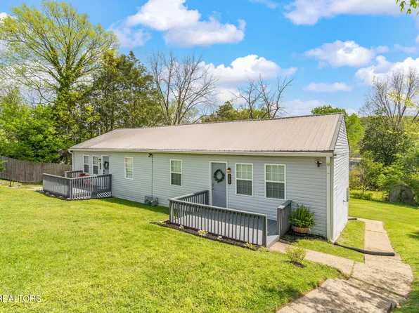 369 Robertsville Rd, Oak Ridge, TN 37830