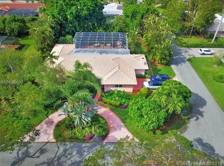 14250 SW 73rd Ave, Palmetto Bay, FL 33158
