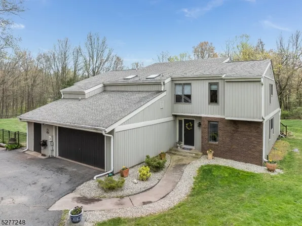 37 Alexandria Dr, Alexandria Twp., NJ 08867
