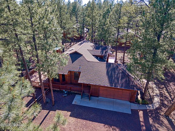 3rd image of 7048 Moon Creek Cir