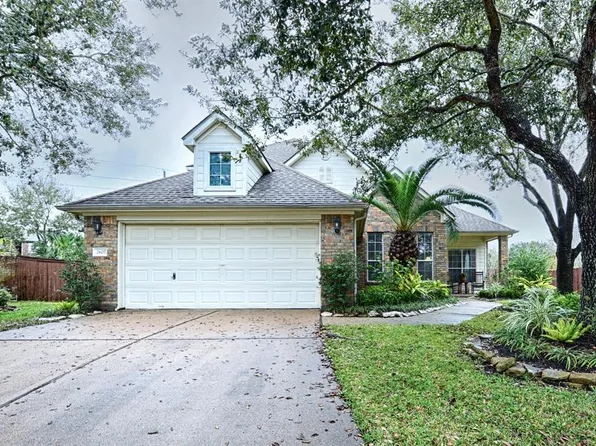 2607 S Breeze Dr, Manvel, TX 77578