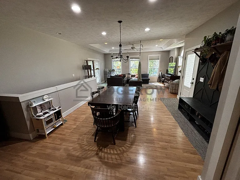 6926 Lake Michigan Dr — Photo 3