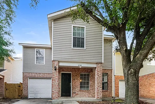 2130 Whittier Dr Photo 1