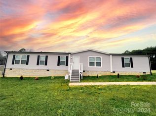 188 Blackburn Wike Rd, Hickory, NC 28601