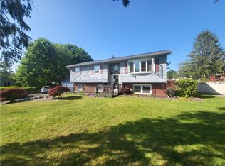 118 Whipple Rd, Middletown, NY 10940