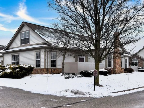 444 Classic Dr, Tallmadge, OH 44278