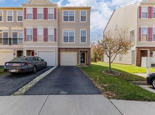 15687 John Diskin Cir, Woodbridge, VA 22191