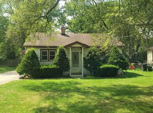 1019 N Madison St, Woodstock, IL 60098
