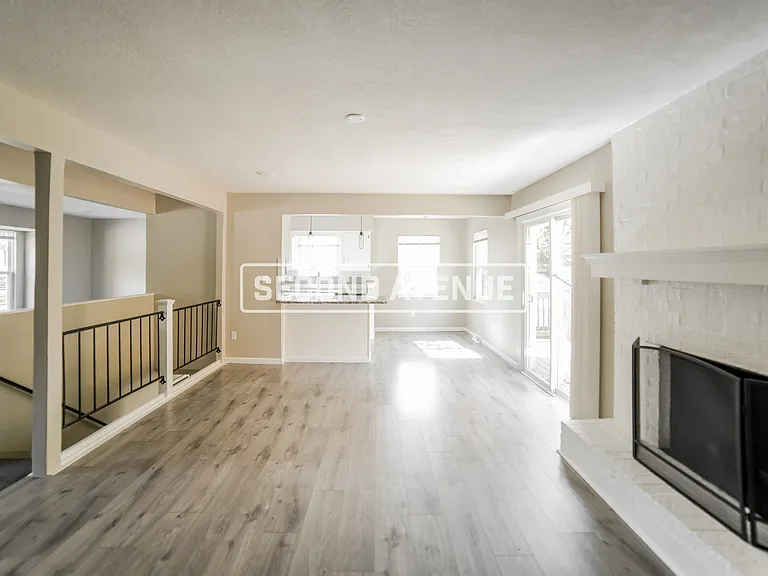 805 NW Canterbury Rd — Photo 13