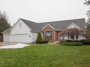 8419 Finch Dr, Kalamazoo, MI 49009