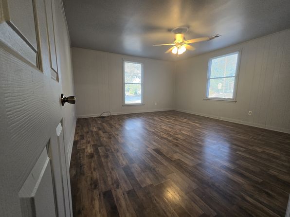 2142 Anderson Ave NE