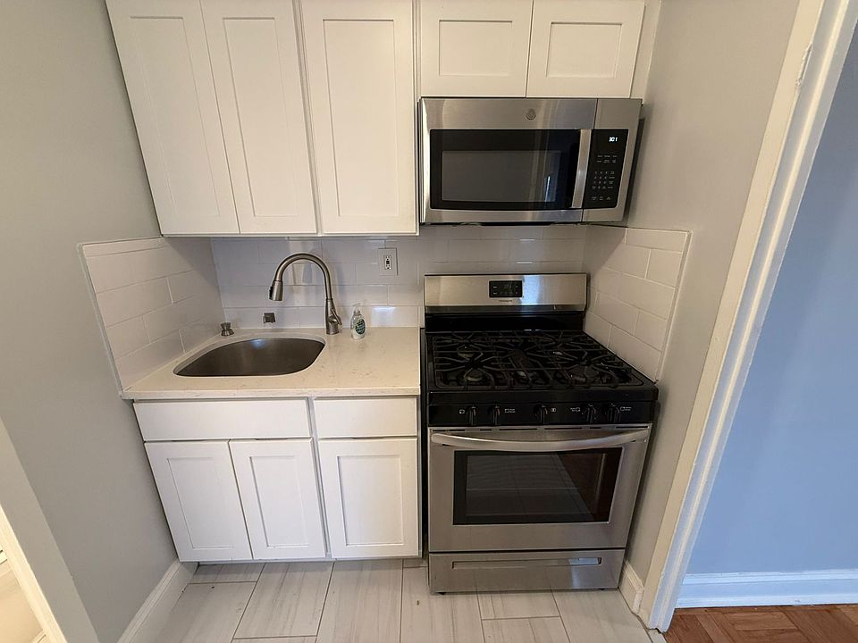 1st image of 702 Boulevard E E #311E