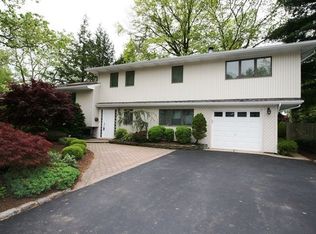 42 Laurel Dr, Springfield, NJ 07081