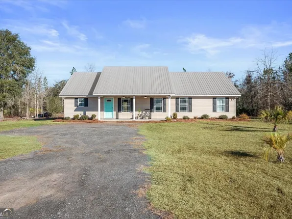 56 Red Gate Rd, Nahunta, GA 31553