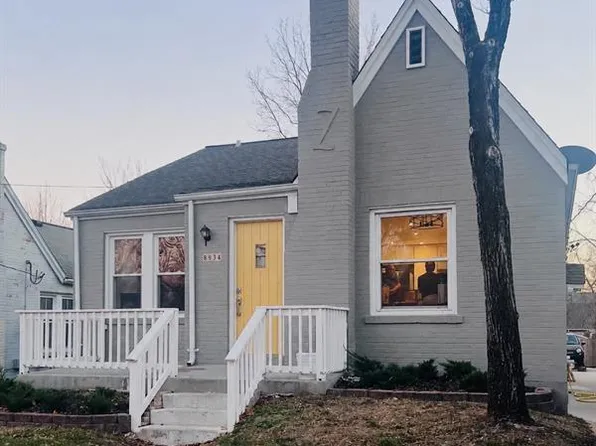 8934 Pine Ave, Saint Louis, MO 63144