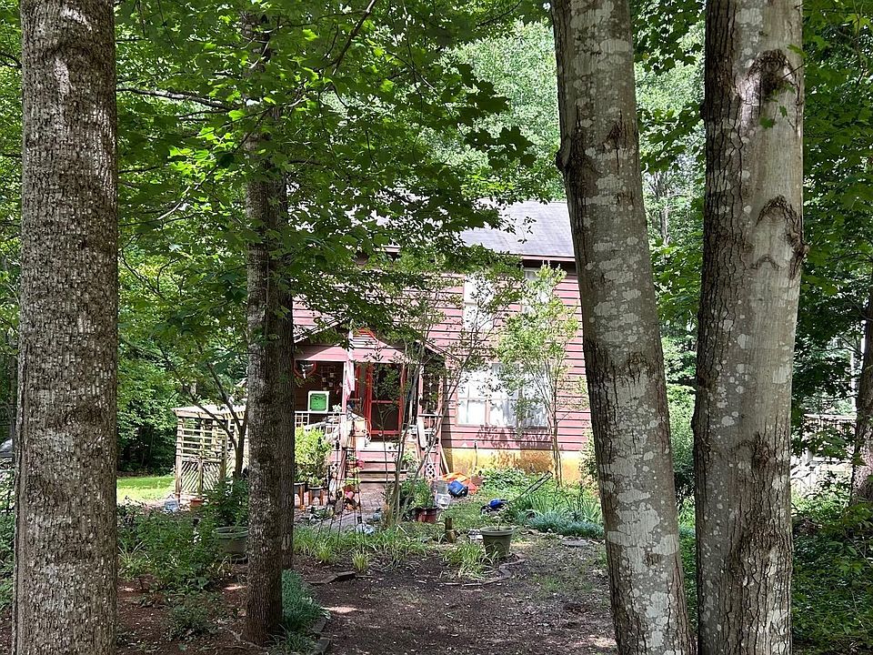 1st image of 15 Tanglewood Rd