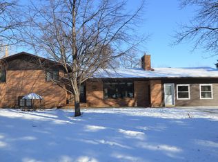 1125 S Roosevelt St, Aberdeen, SD 57401