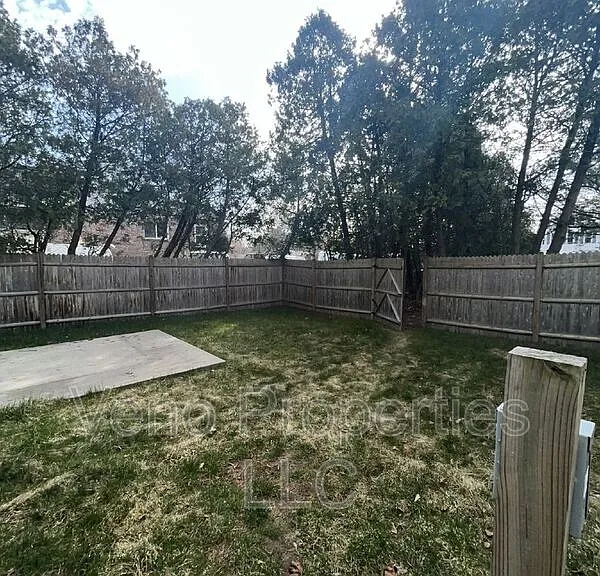 32 Russell Rd #2B — Photo 16