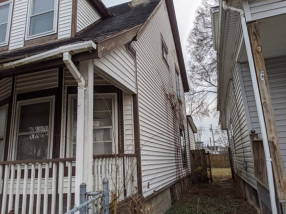 2nd image of 46 Bierce Ave
