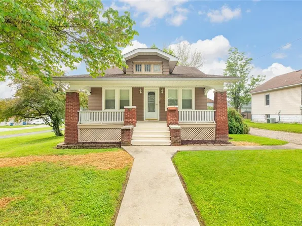 2637 Grandview Ave, Alton, IL 62002
