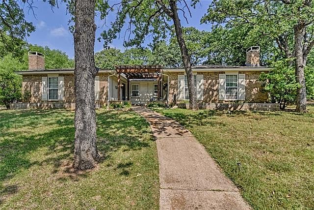 1st image of 4815 Woodland Park Blvd #4817