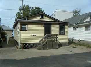 3157 Lake Front Dr, Erie, PA