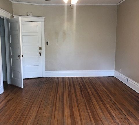 2nd image of 1235 N Pennsylvania St #3