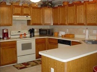 27681 Mill Creek Dr #15, Brownstown, MI 48183