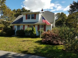 20 Nye Rd, Falmouth, MA 02540