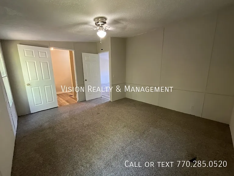137 Park West Ct — Photo 25