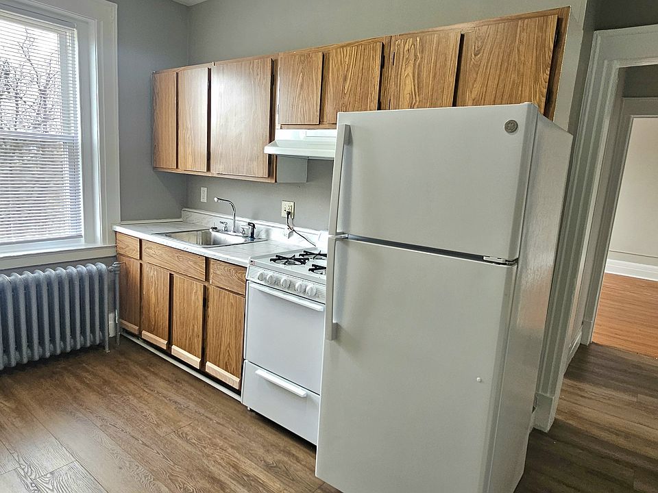 1st image of 509 Norton Pkwy #B32