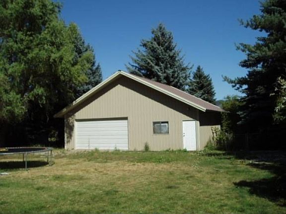 Detached 1020sf Shop!