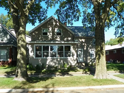 2 bed, $1,095 — Photo 1