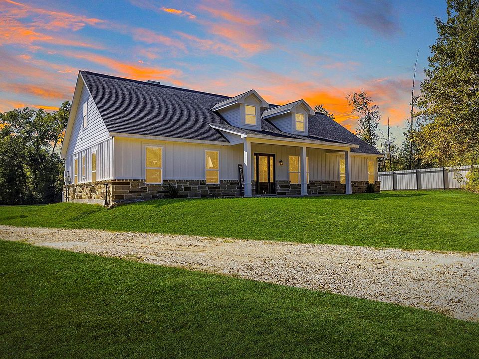 1st image of 440 Fm 223 Rd