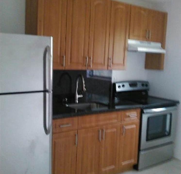 1st image of 4061 N Dixie Hwy APT 2